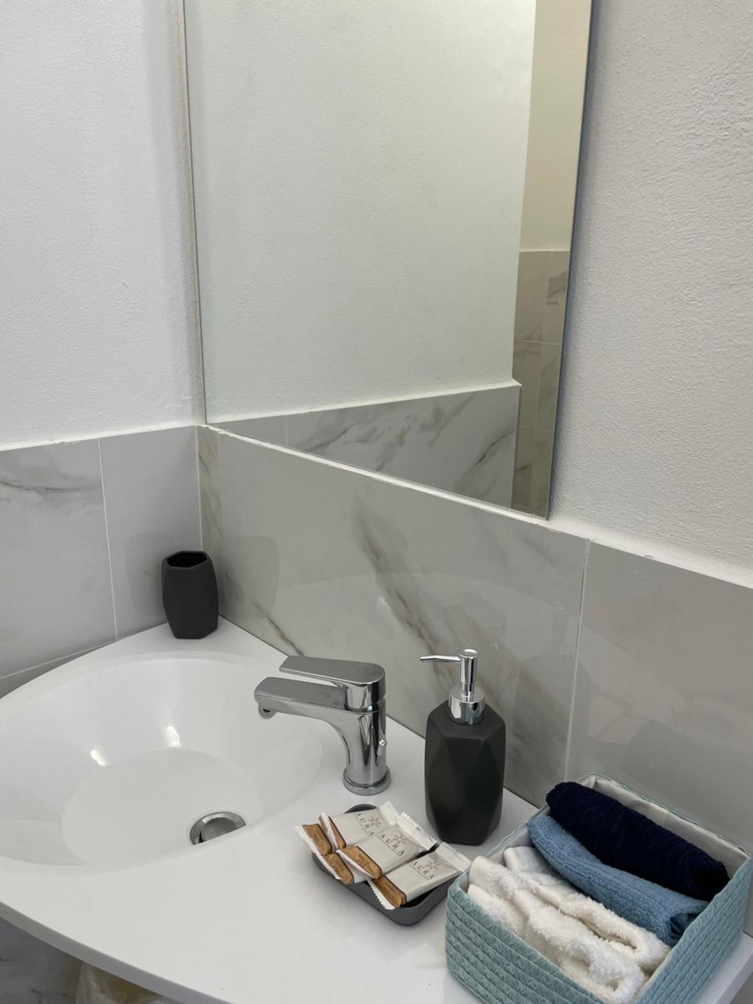 Amamare Apartments Viareggio Room photo